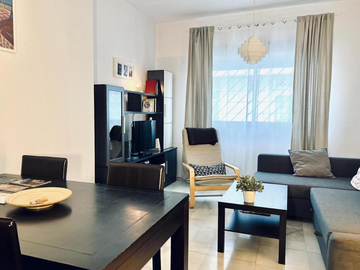 Apartamento Pintor Palomino Cordoba Luaran gambar