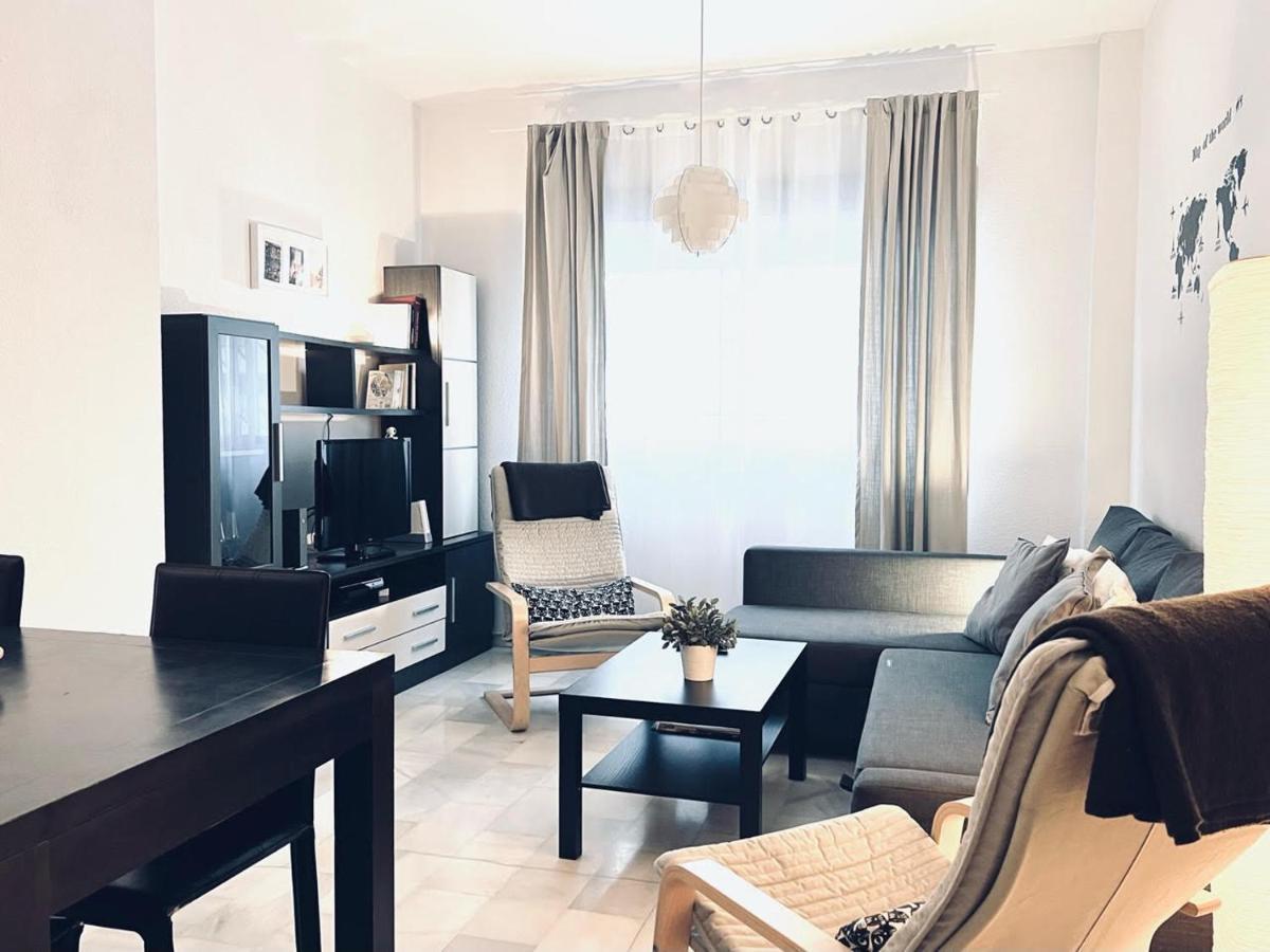 Apartamento Pintor Palomino Cordoba Luaran gambar