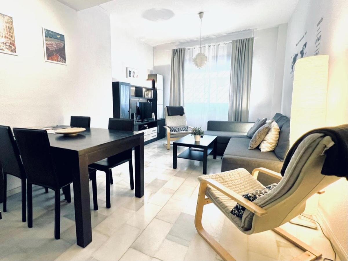 Apartamento Pintor Palomino Cordoba Luaran gambar