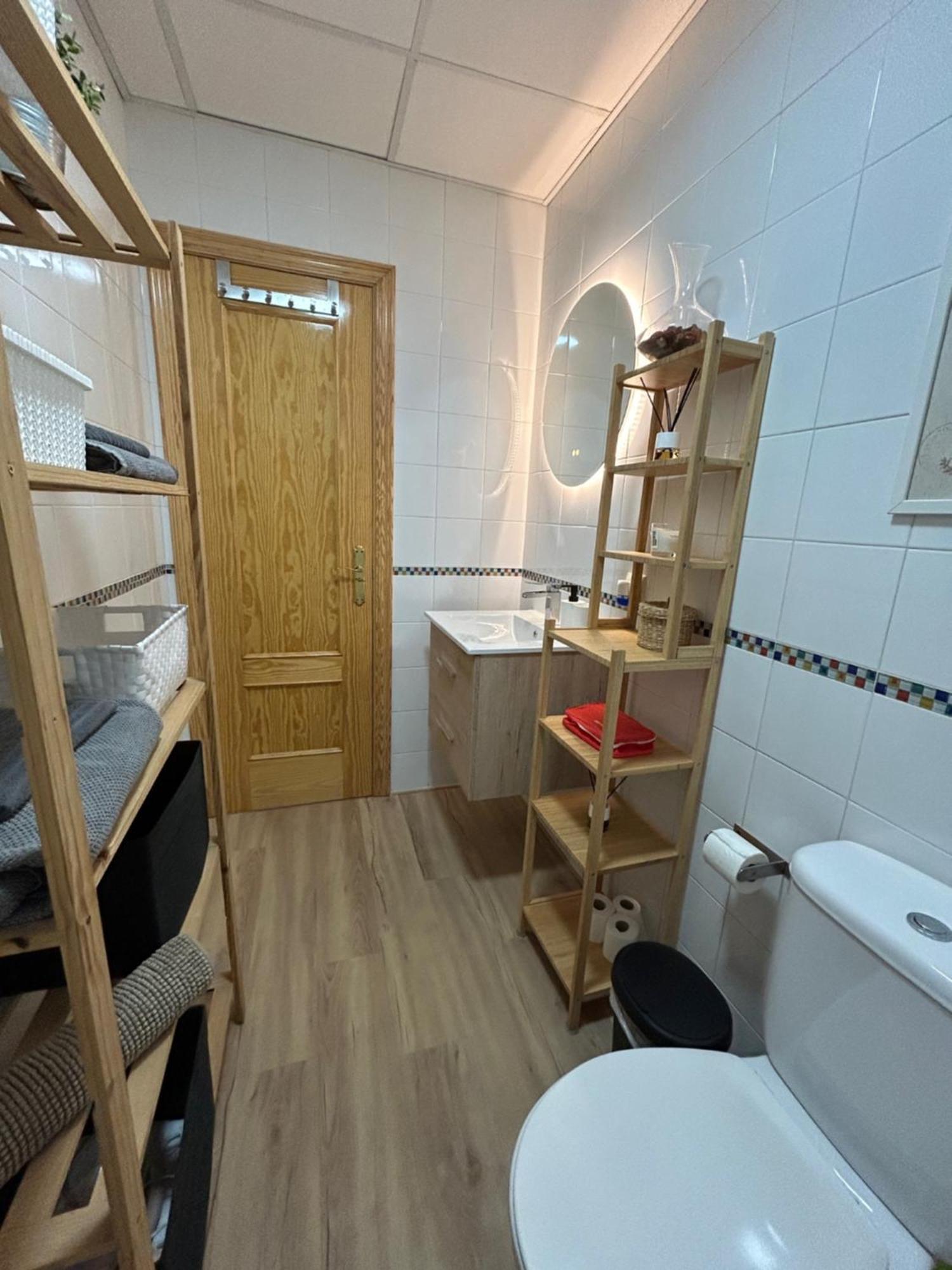 Apartamento Pintor Palomino Cordoba Luaran gambar